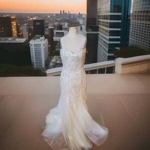 Franssical Wedding Dress Size 8 NWT